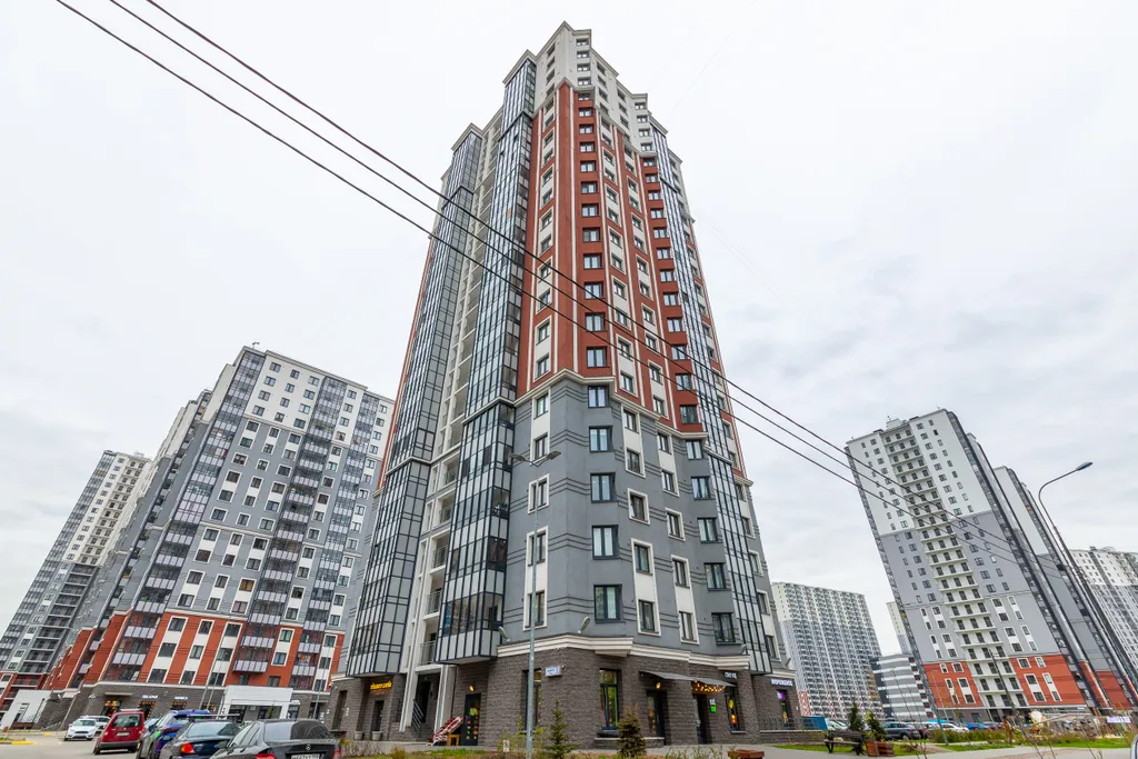Просторная квартира у Октябрьской набережной