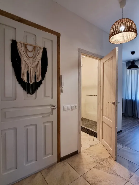 Большая 2-комнатная квартира в центре города с зонами для  фотографий