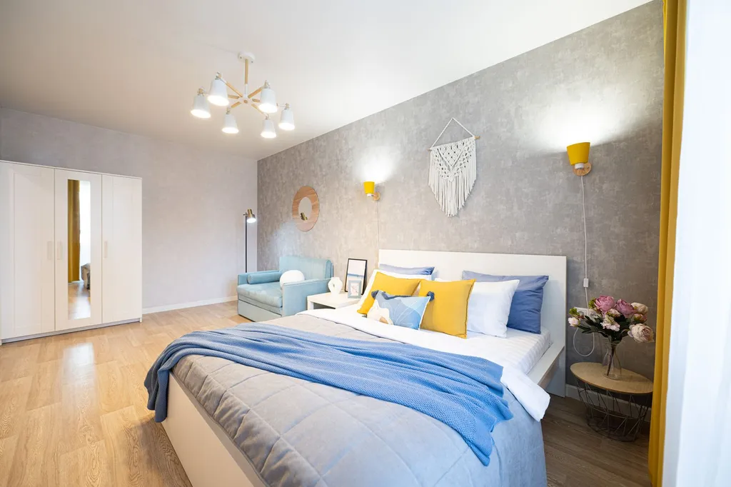 На Набережной у ЖК Манхэттен