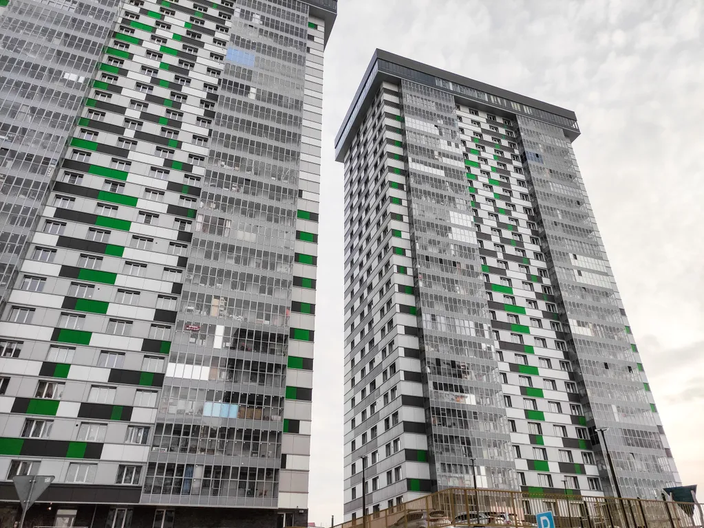 Большая, трехкомнатная квартира в центре Новосибирска