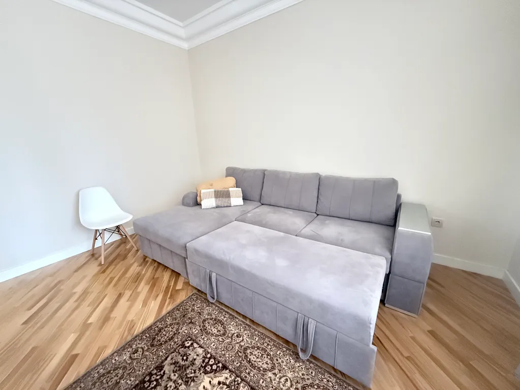 Современная квартира на первой береговой линии