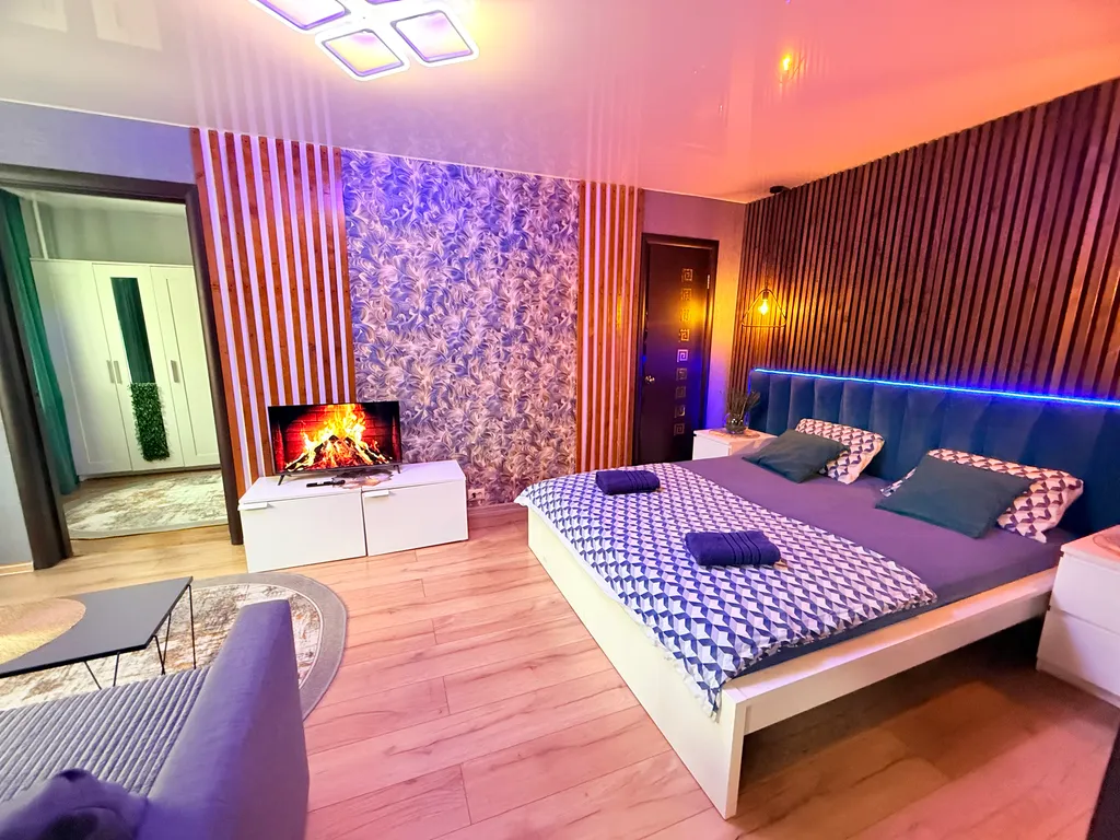 Квартира 2-комнатная рядом с вокзалом с балконом — Омск