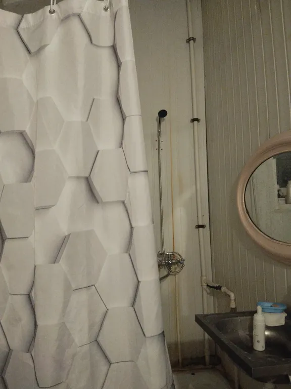 Уютная комната в самом центреВид из окна в парк Ростова-на-Дону