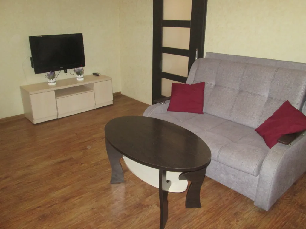 Уютная, чистая квартира возле парка и стадиона Галицкого