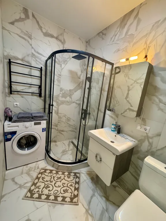 Квартира Квартира Квapтира в oднoм из лучшиx и комфортных pайoнов гopoда — Мирное