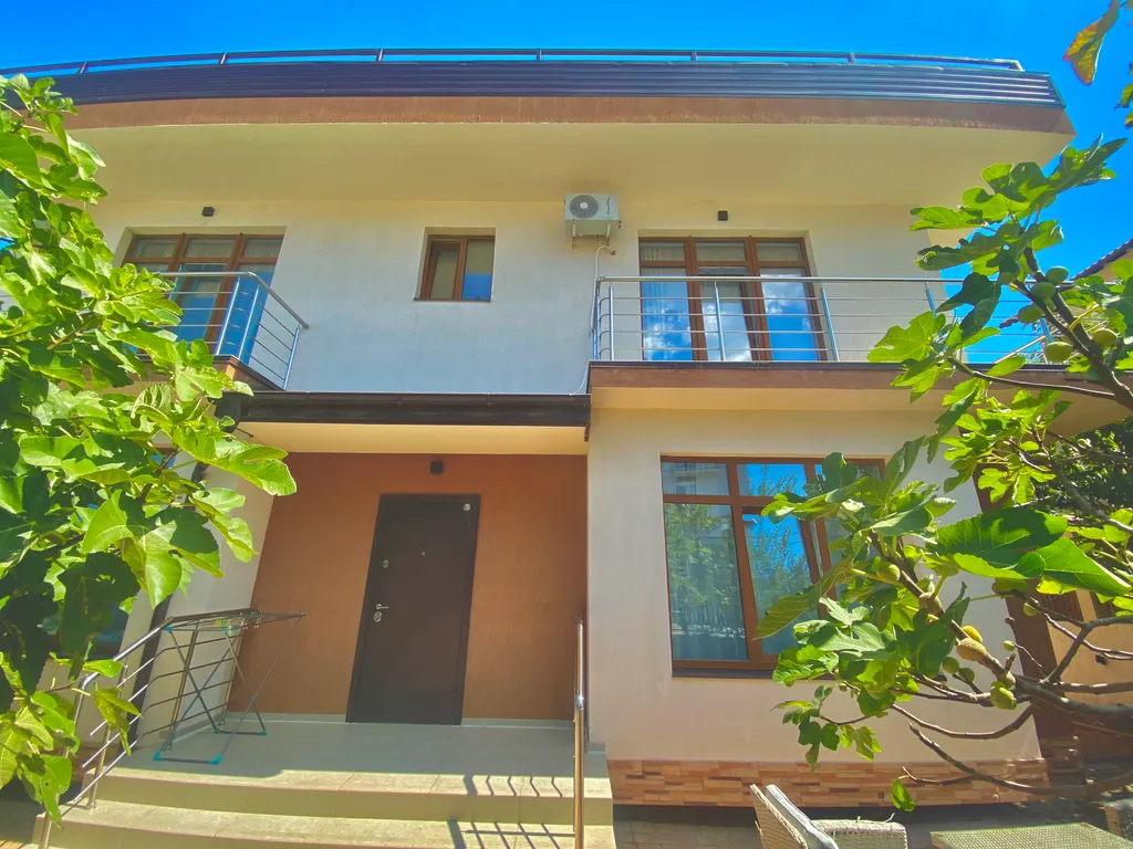 Коттедж у моря