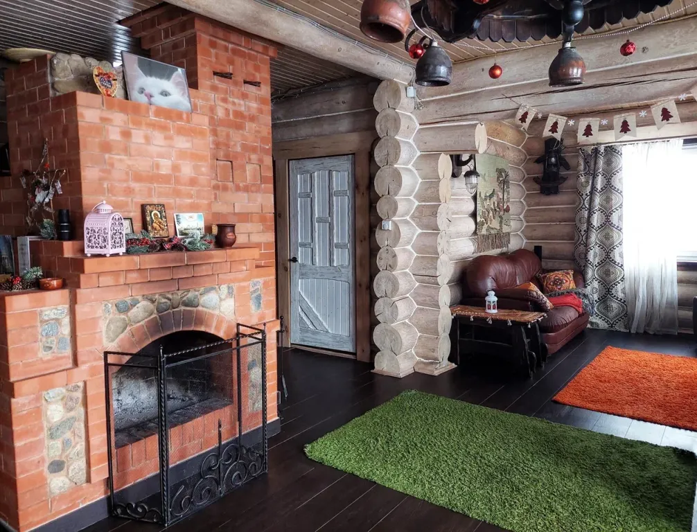 Уютный двухэтажный дом из бруса с видом на Валдайское озеро