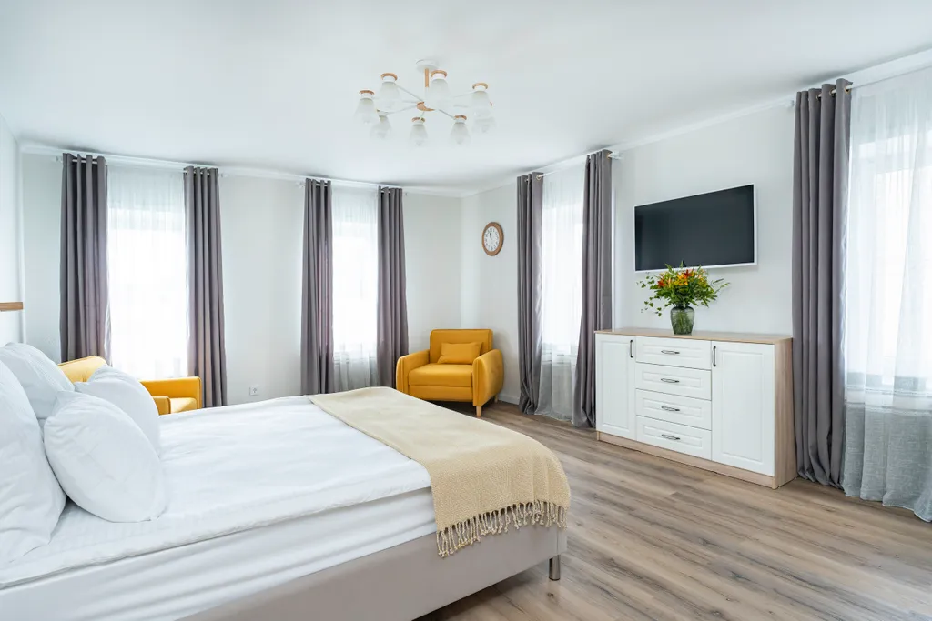 Дом Писателя коттедж с 5 спальнями