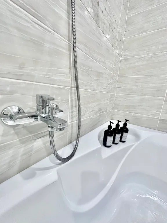 Евродвушка с видом на Ботанический сад