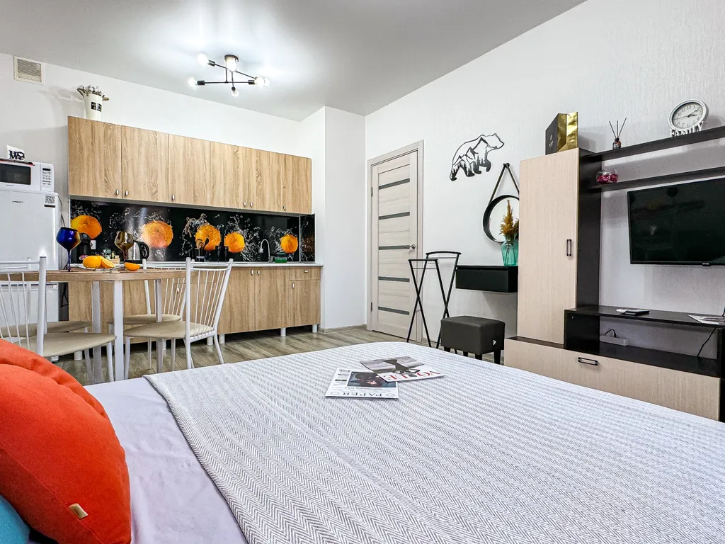 Квартира в Долине Сукко, 5 бассейнов на территории, качели на балконе