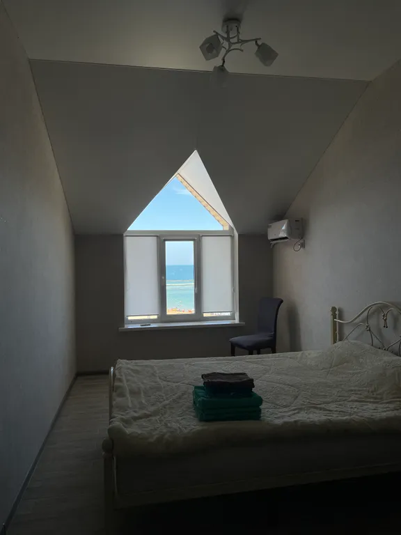 Новая уютная квартира с видом на море