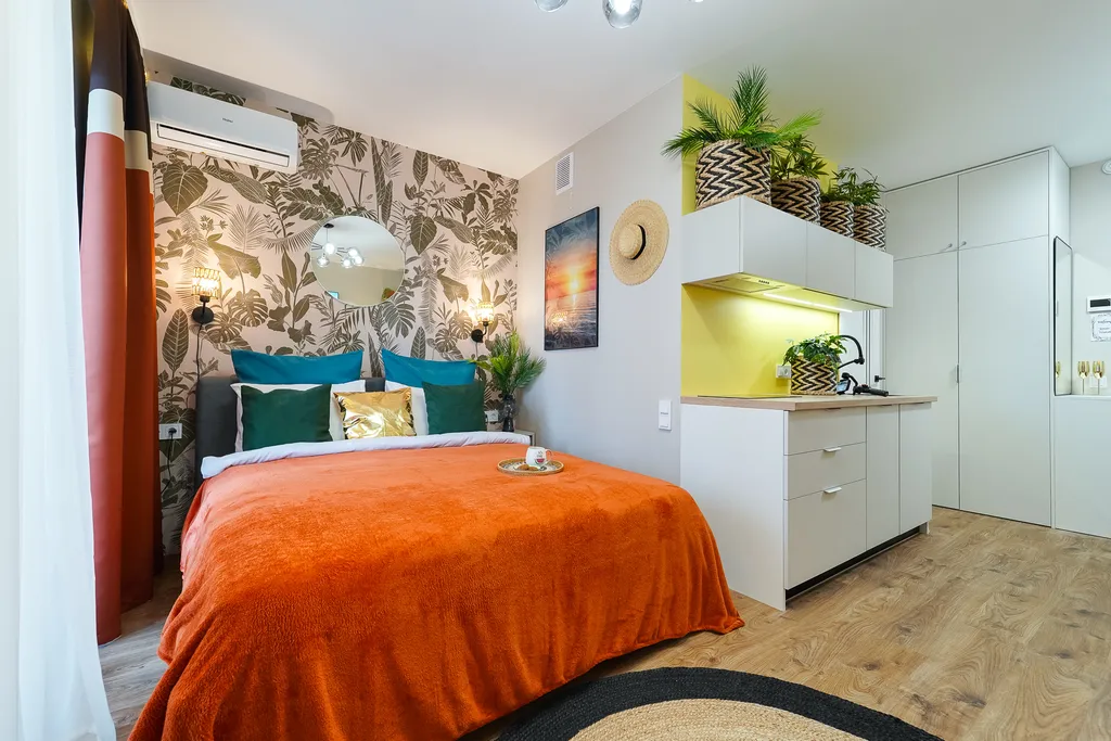 Квартира Квартира Tropic SPA Studio с джакузи XXL и тропическим душем в уютном центре — Минск