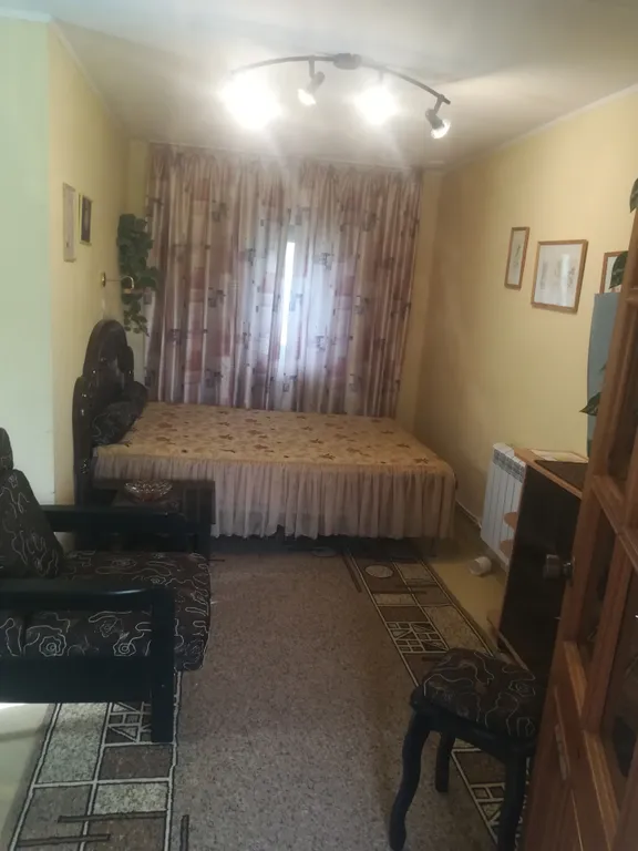 Бунгало в тихом месте старого Пскова у Гремячей Башни и реки Псковы