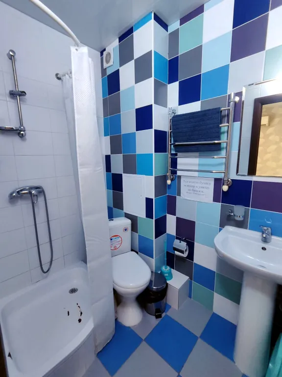 Квартира Квартира 3-х местный номер с кухней и балконом — Анапа