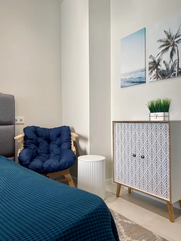 Апартаменты с бассейном у моря