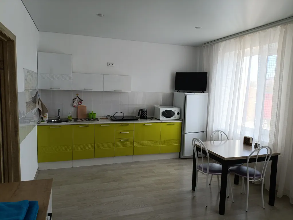 Уютная квартира рядом с ГЛЦ Металлург Магнитогорск и озеро Банное