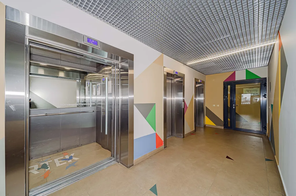 Удобная локация в самом центре с панорамой на город и арену