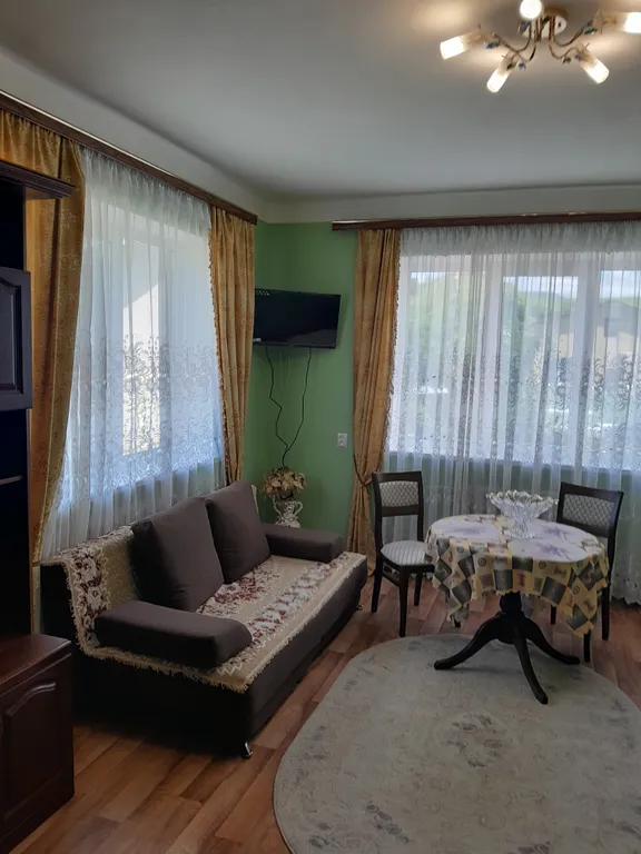 Комната в 2х этажном доме с отдельным входом, 5 мин от парка