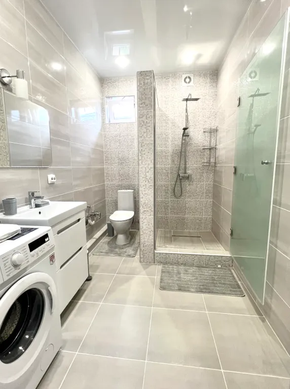 Отдельный дом со всеми удобствами и собственной территорией