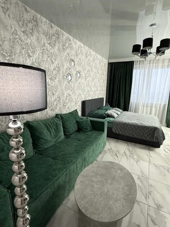 Квартира-студия в центре на 18 этаже — аренда посуточно в Бобруйск