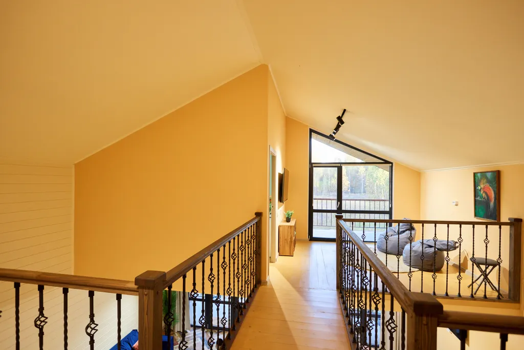 Уютный двухэтажный дом