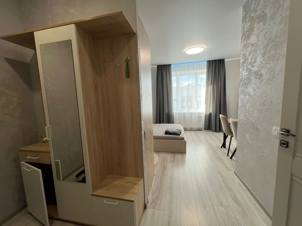 Студия в новом доме с новым ремонтом