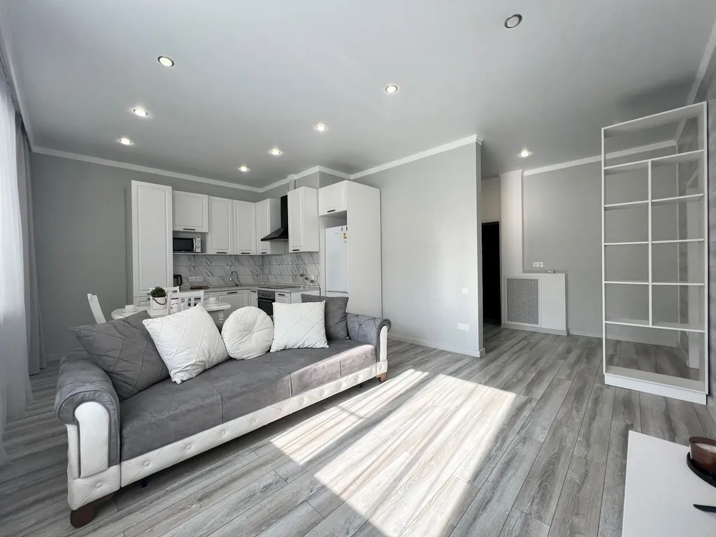 Lux двухкомнатная квартира в новом ЖК