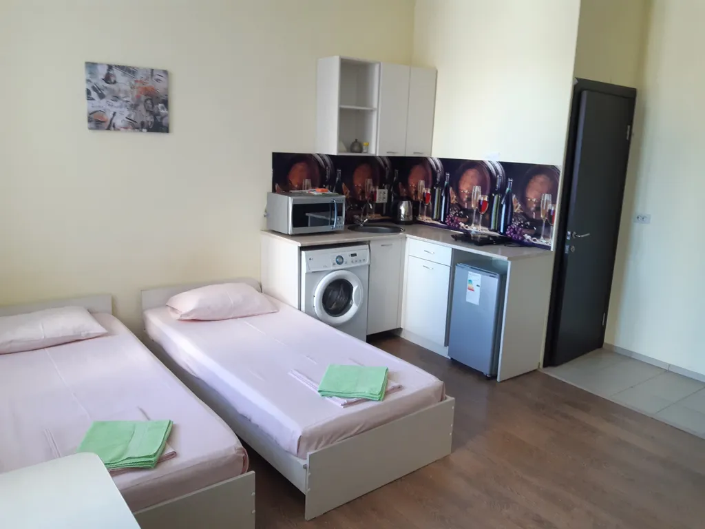 Студия полулюкс в Гостевом доме Домашний