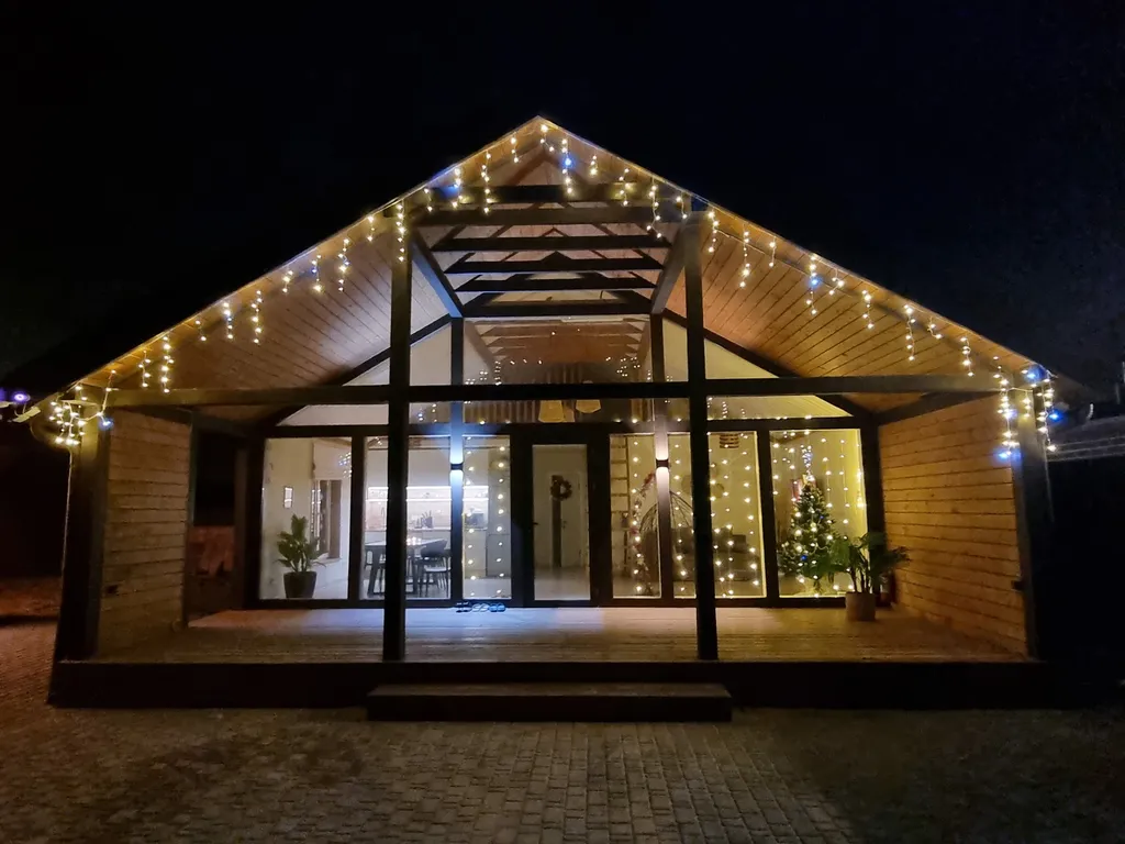 Уютный дом у моря