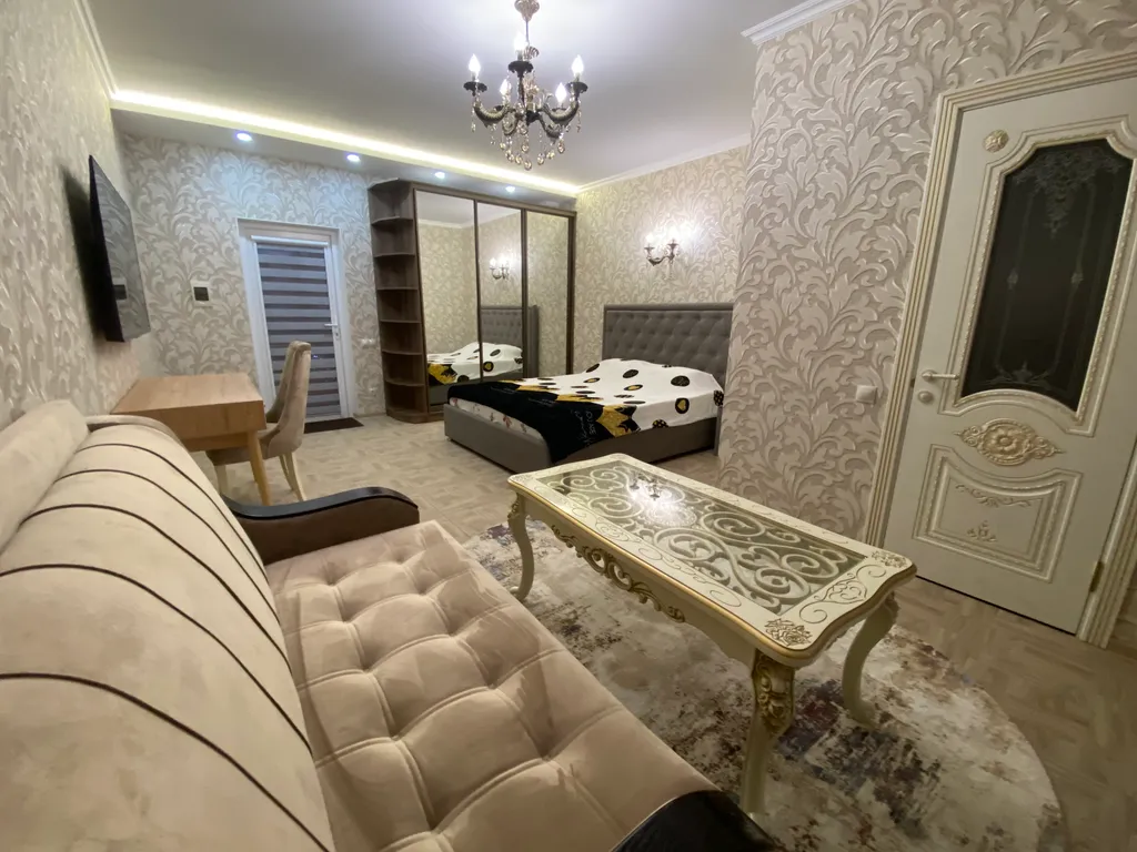 Квартира Уютная комната-студия у самого моря с бассейном, террасой и мангалом — аренда посуточно в Избербаш