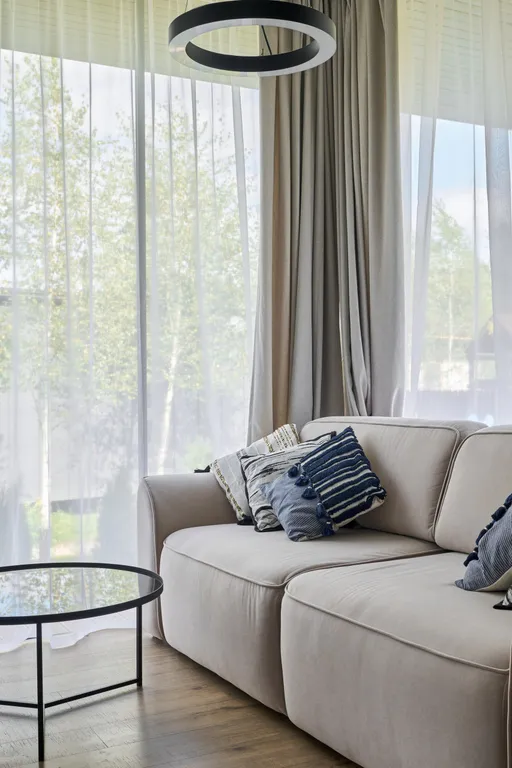 Большой панорамный дом с камином и сауной