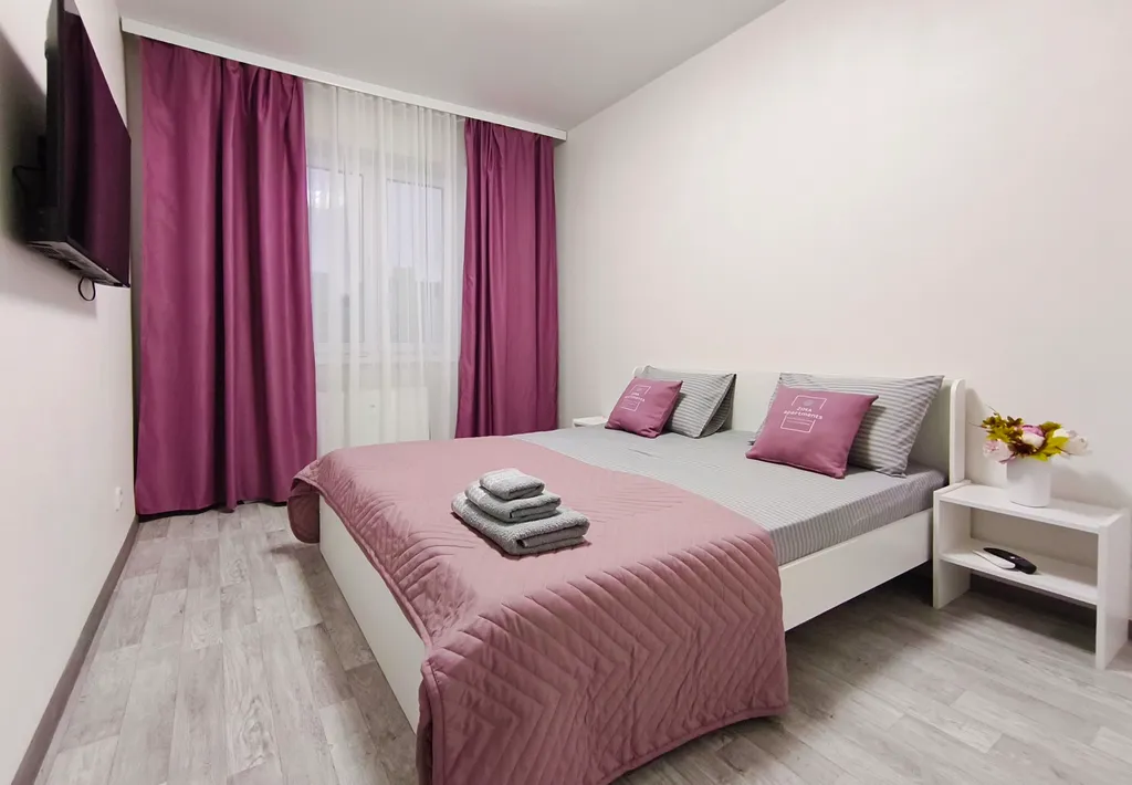 Стильная квартира в центре — аренда посуточно в Сургут