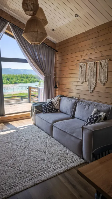 Современный 2-комнатный дом на слиянии рек Тихий берег