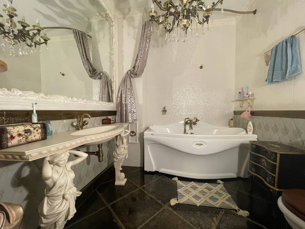 Красивая, уютная студия с видом на Волгу и набережную