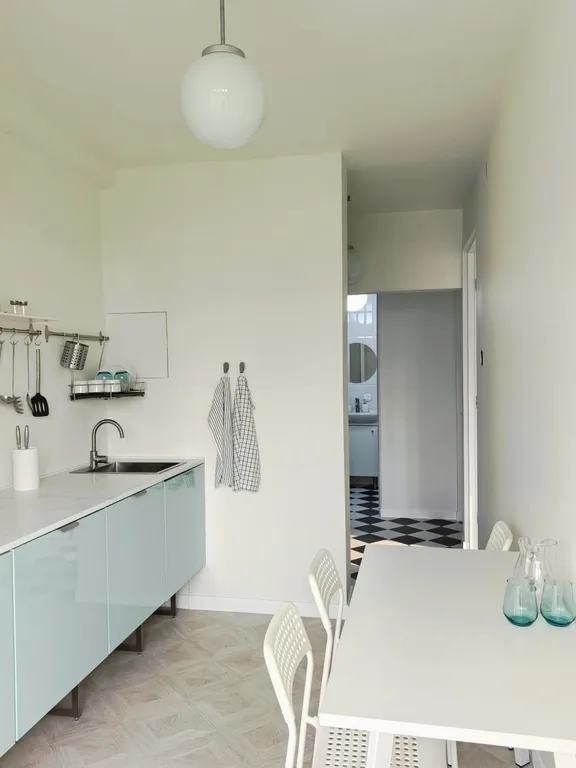 Квартира Уникальная двухкомнатная квартира в центре с шикарным видом — Гагра