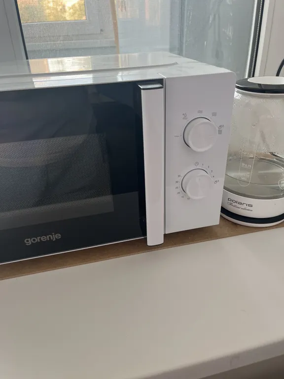 Квартира Квартира с новым ремонтом на первом этаж окна на парковку — Элиста