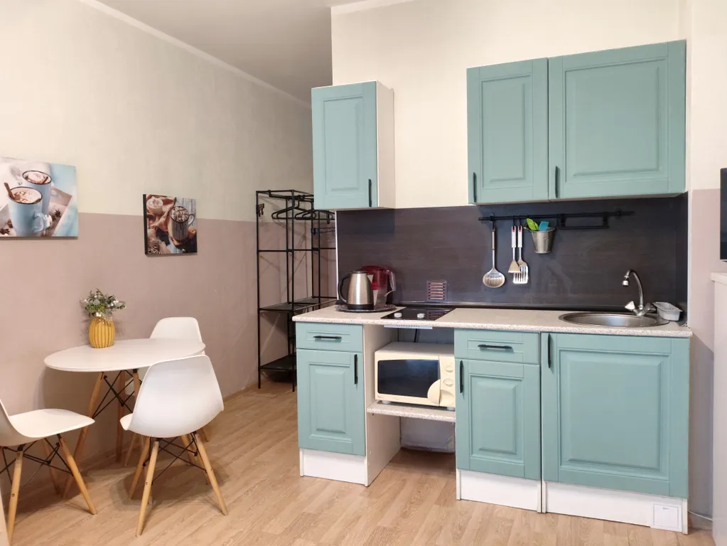 Квартира Аккуратная студия в пешей доступности от метро — аренда посуточно в Мурино