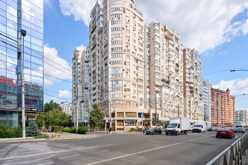Квартира Просторная квартира с красивым видом на город — Краснодар
