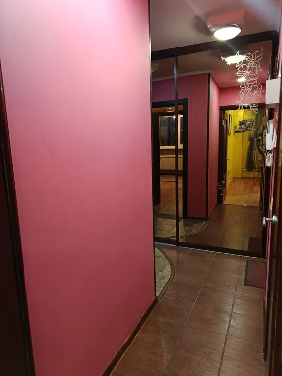 Уютная двушка рядом с центром и со станцией