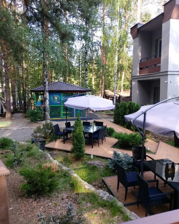 Большие апартаменты у озера Еловое