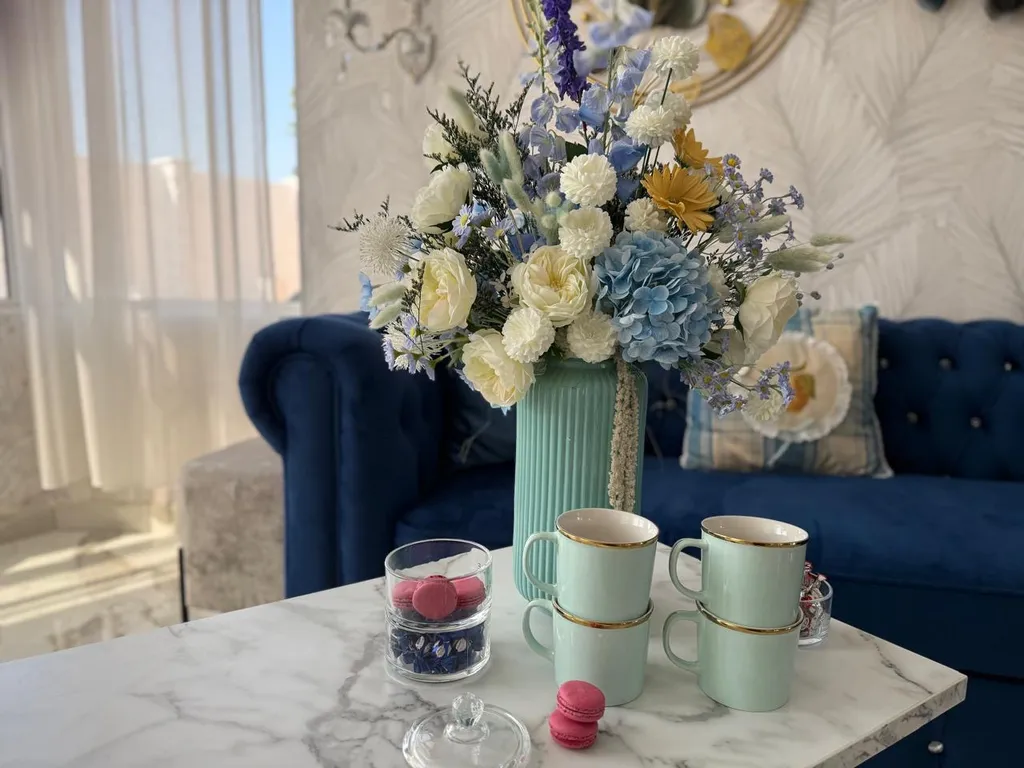 Шикарный особняк с бассейном