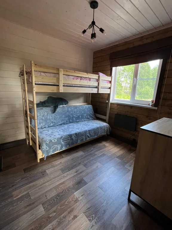 Коттедж Коттедж с сауной рядом с озером — Луга