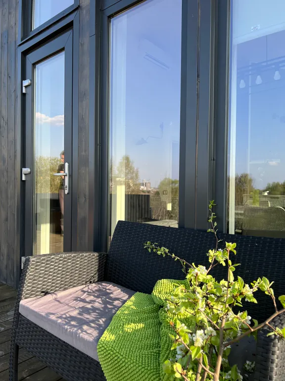 БарнХаус с купелью у озера