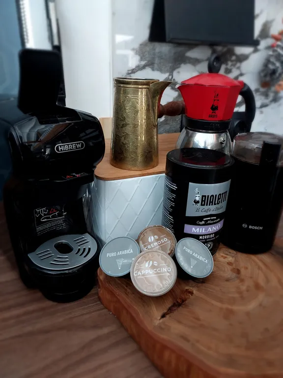 Светлый дом у озера c баней