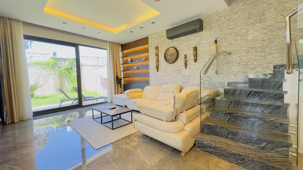 Duplex 3+1 в современном комплексе Via Mar Residence с выходом в сад