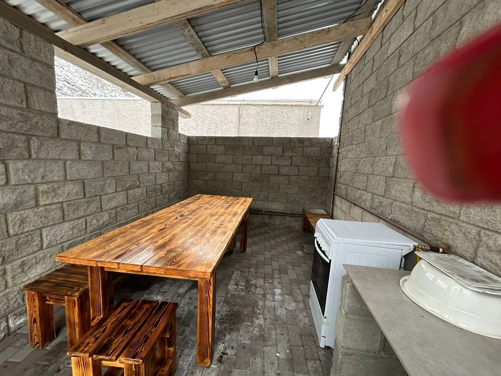 Уютный дом с видом на горы