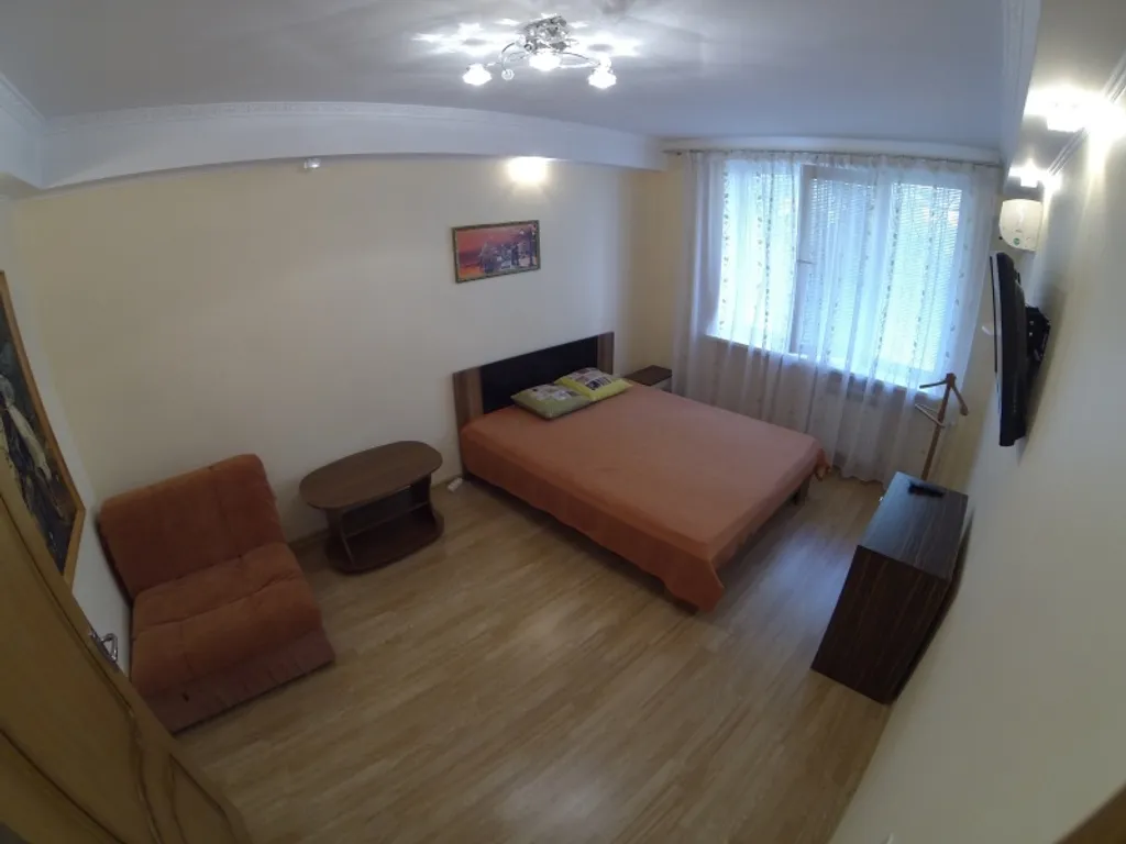 Двухкомнатная квартира в центре