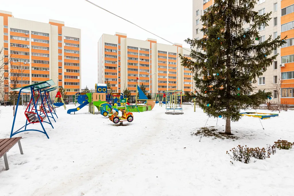 Красивая и уютная студия вблизи метро рядом с центром города