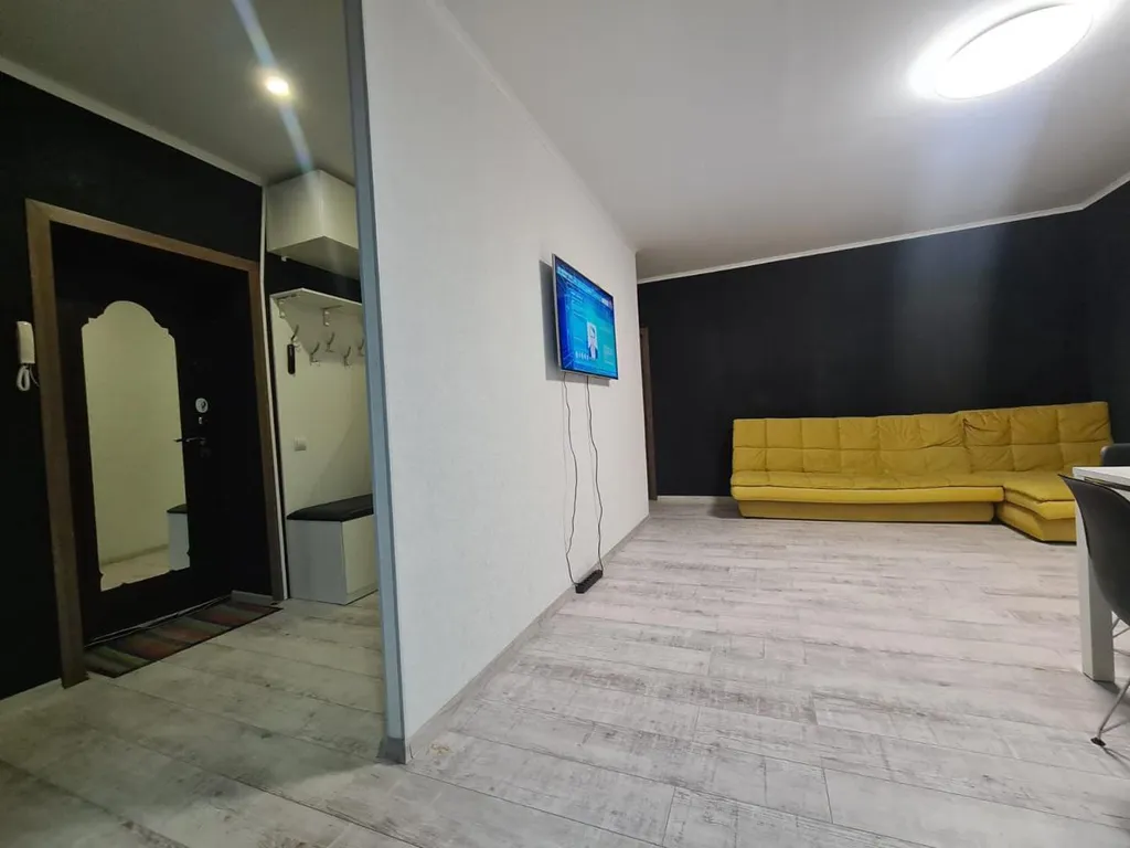 Чистая, уютная двухкомнатная квартира студия