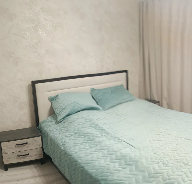 Новая двушка у канатной дороги